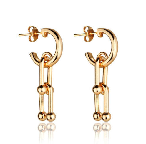 Long earring with dropped U pendant