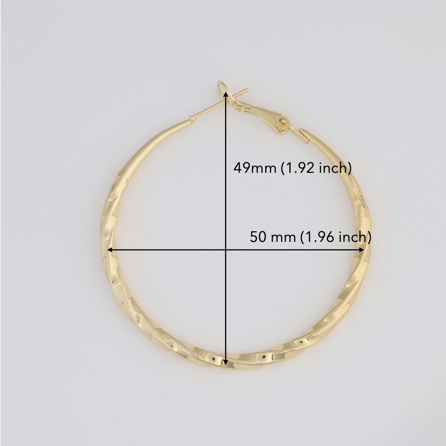 Hoop Earrings With Straight Twists