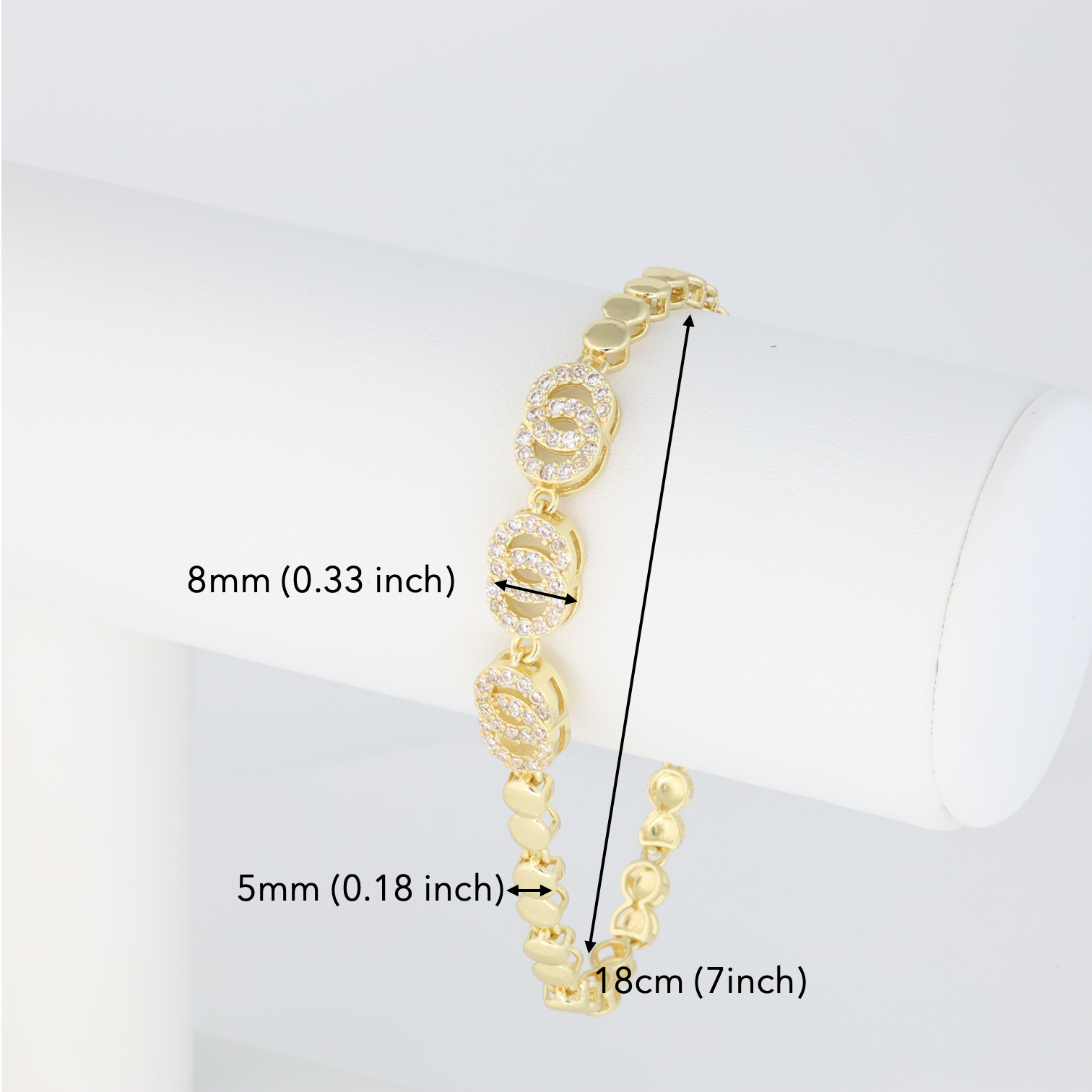 Interlaced Circles Bracelet With Round Link