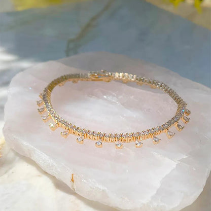Riviera-style chain
