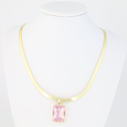 Necklace with herringbone link and pink stone