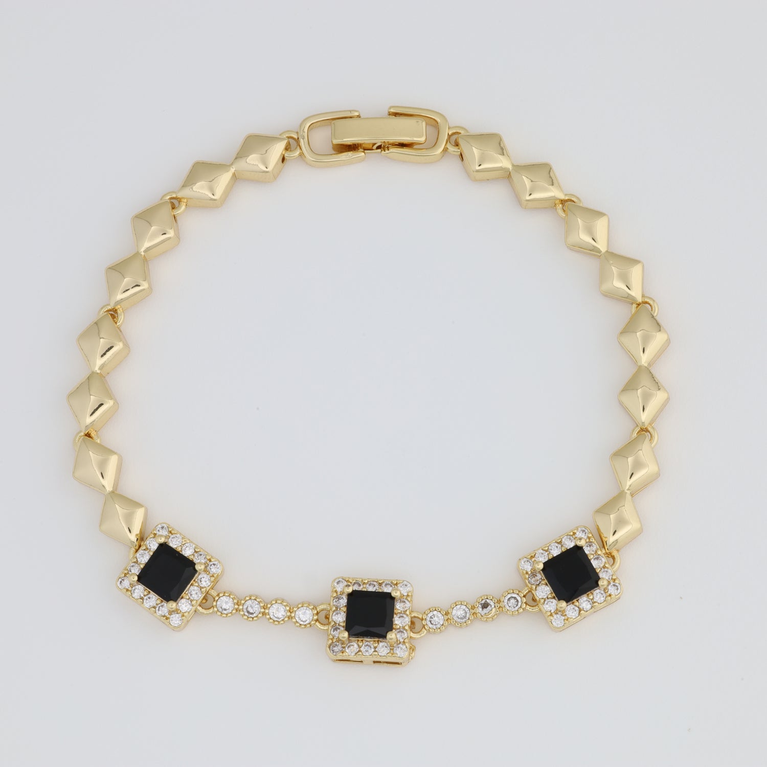 Square-Shaped Pendants Bracelet With Diamond Link