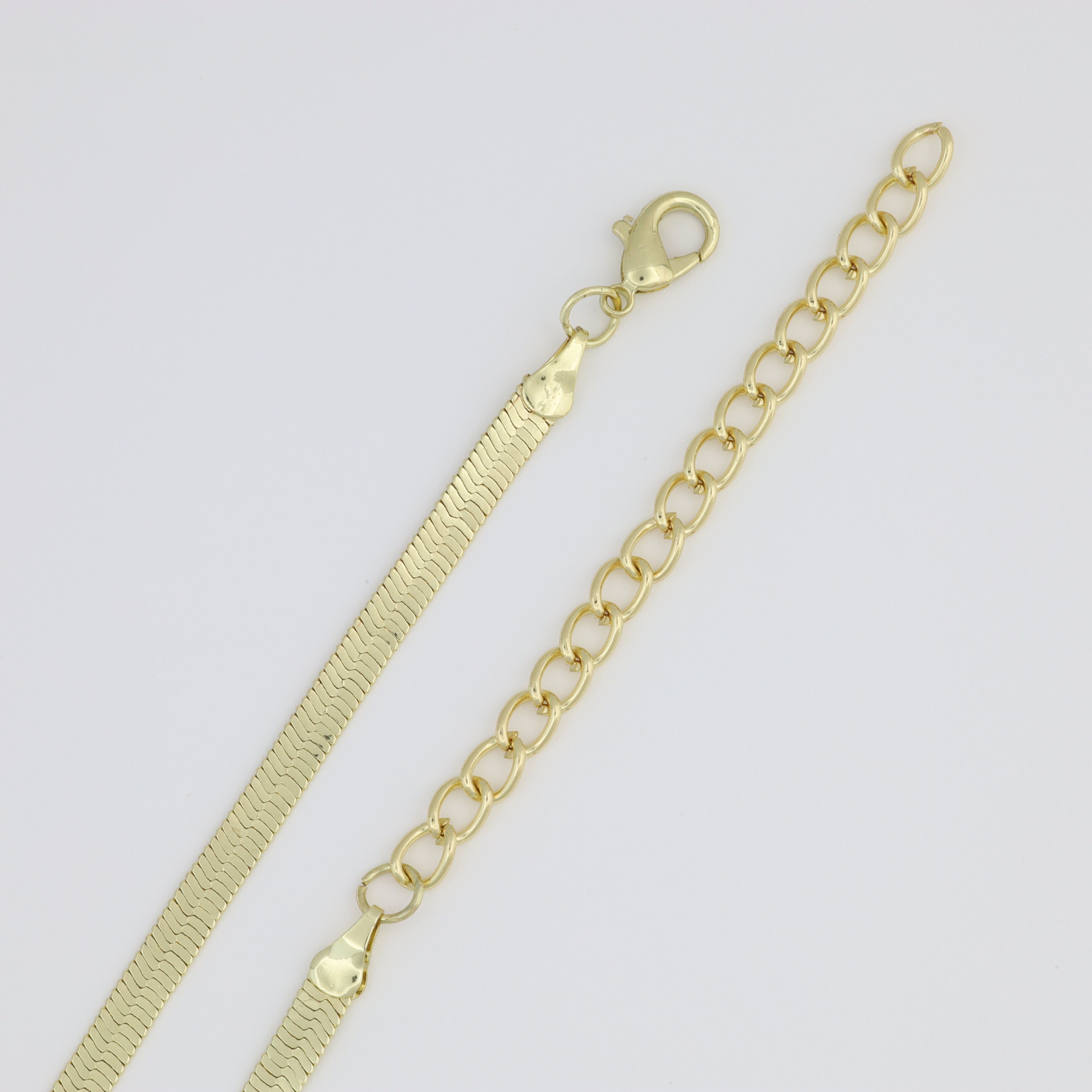 Necklace With Herringbone Link And Blue  Pendant