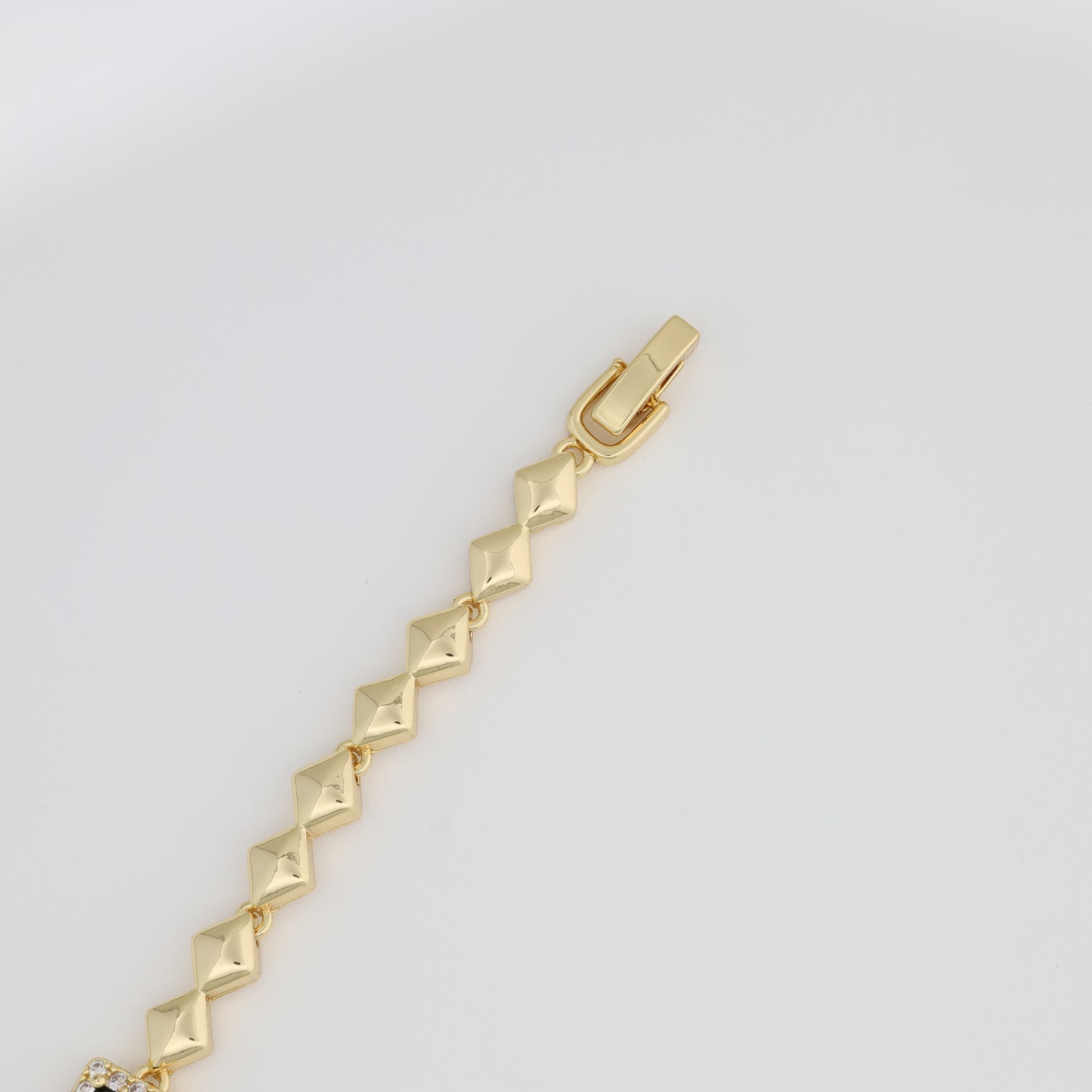 Square-Shaped Pendants Bracelet With Diamond Link