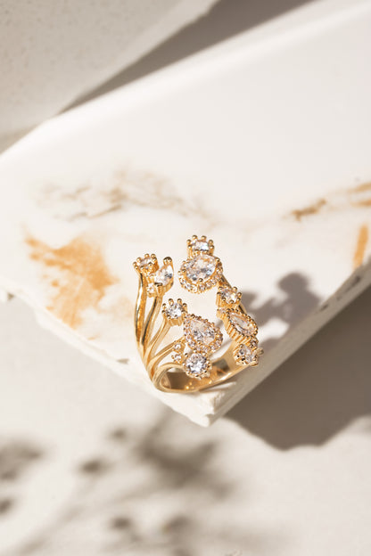 White Zirconia Luxury Ring